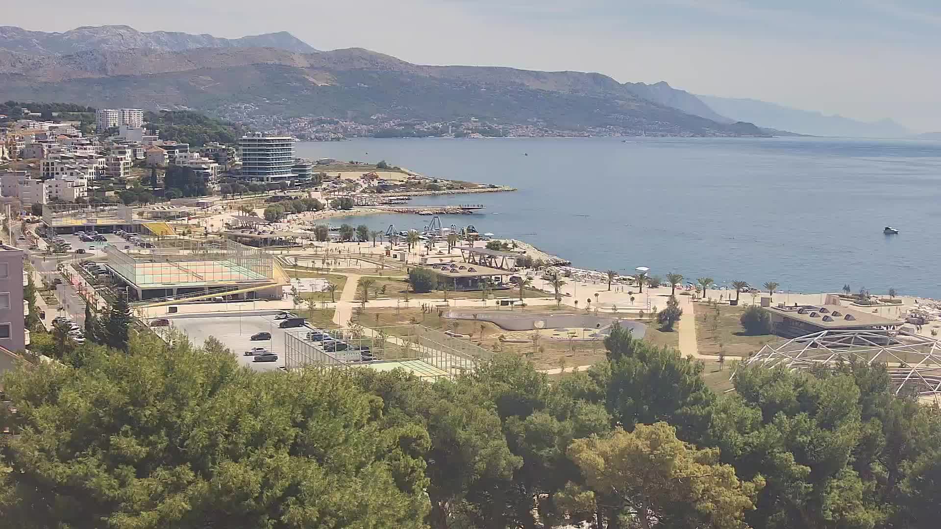 Plaža Žnjan in športni objekti – Split