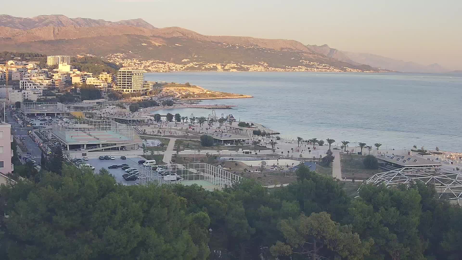 Plaža Žnjan in športni objekti – Split