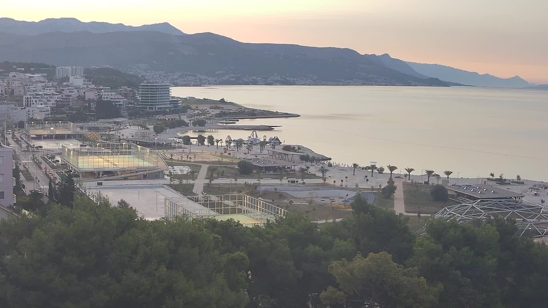 Playa Žnjan e instalaciones deportivas – Split