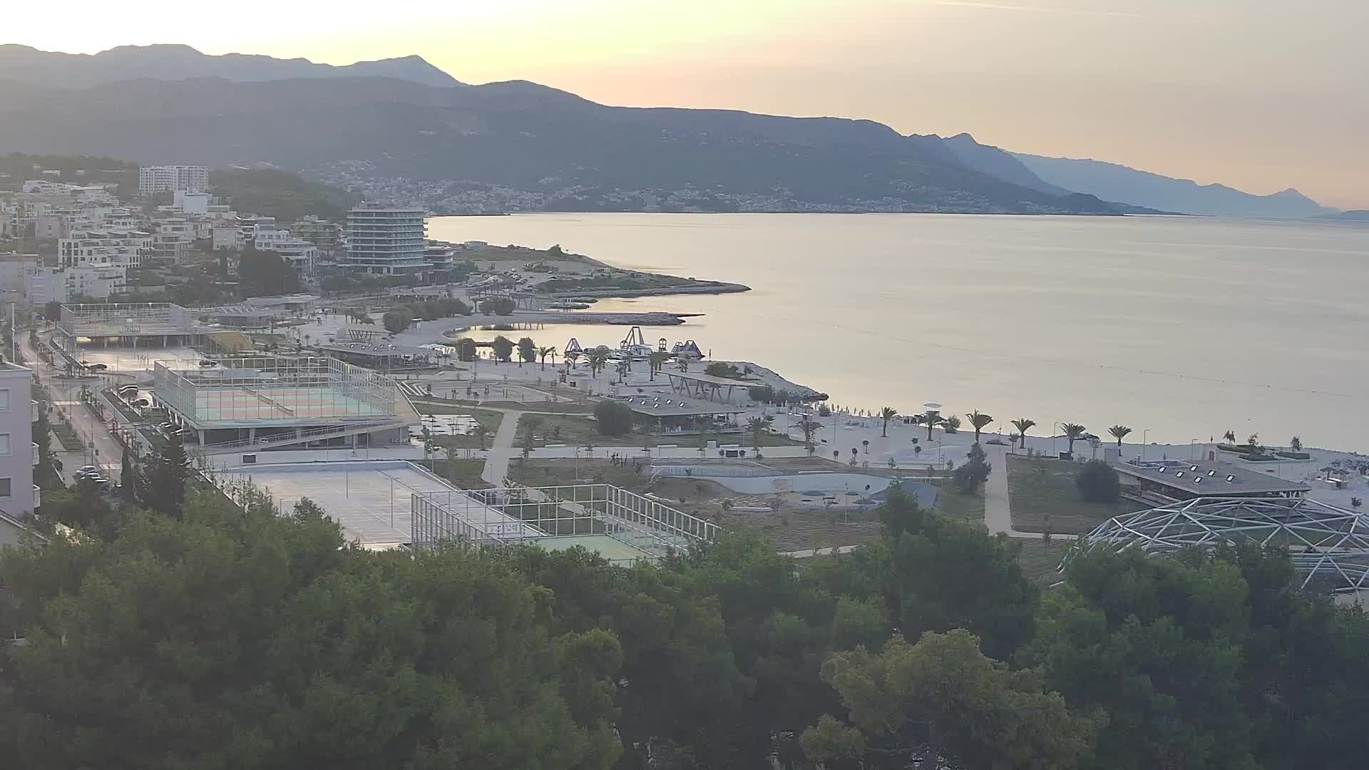 Plaža Žnjan in športni objekti – Split