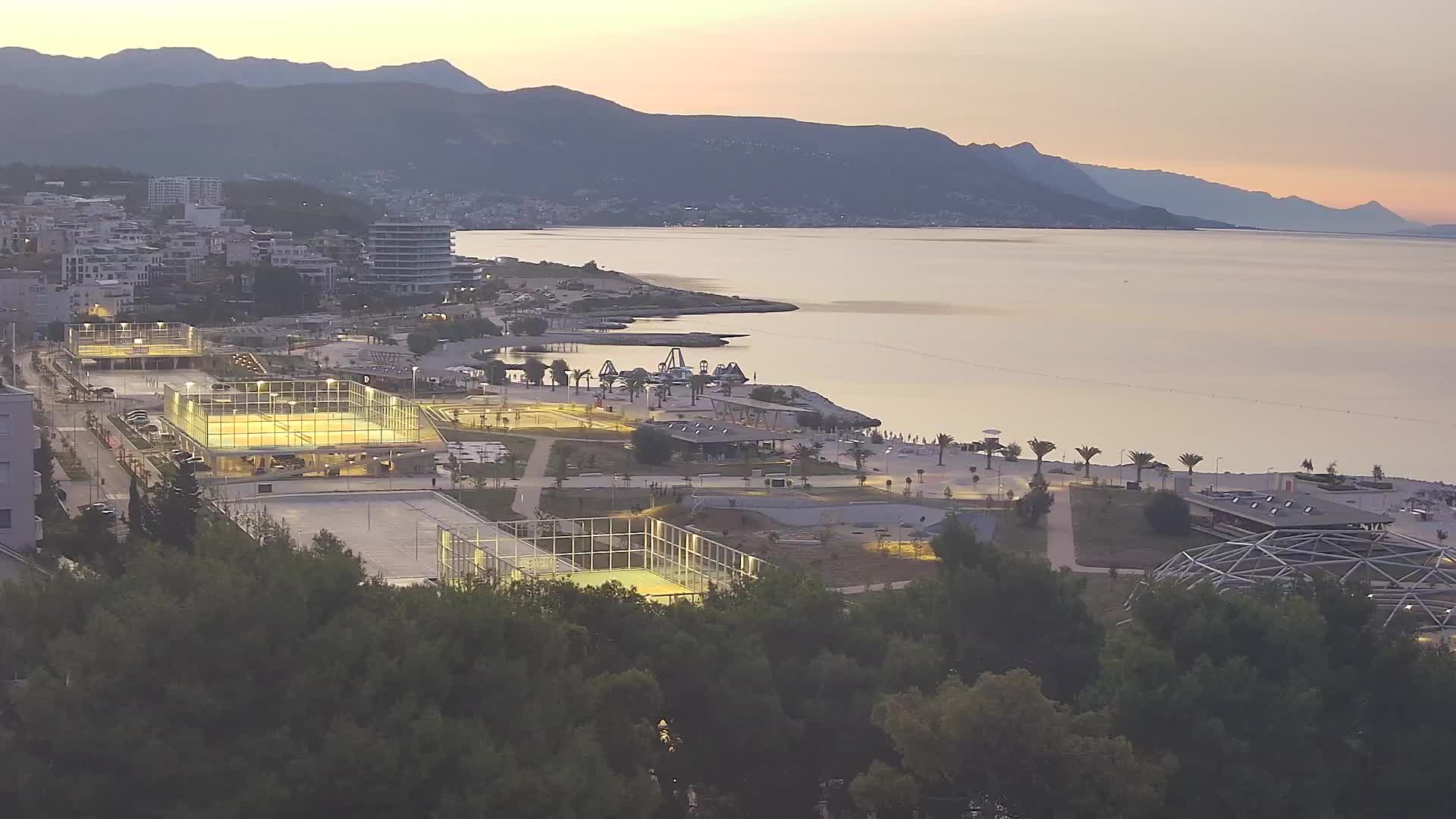 Plage Žnjan et installations sportives – Split