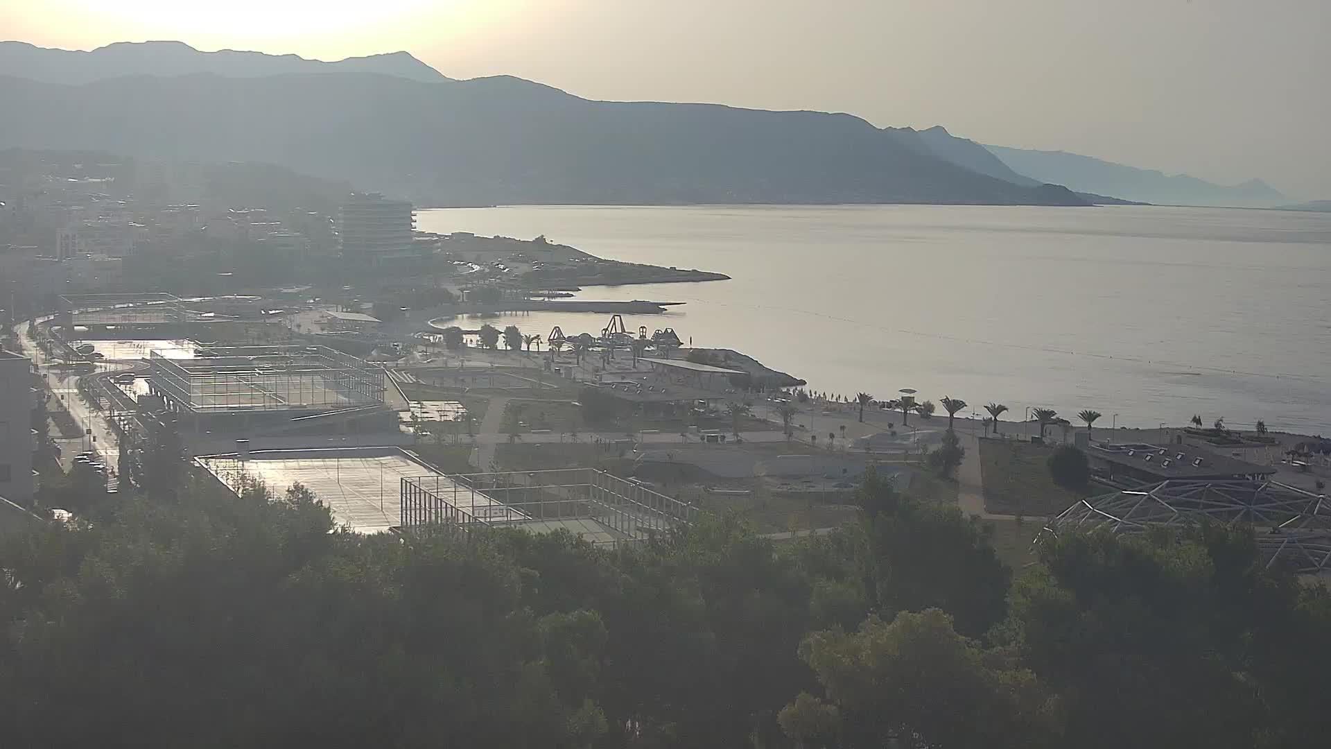 Plaža Žnjan in športni objekti – Split