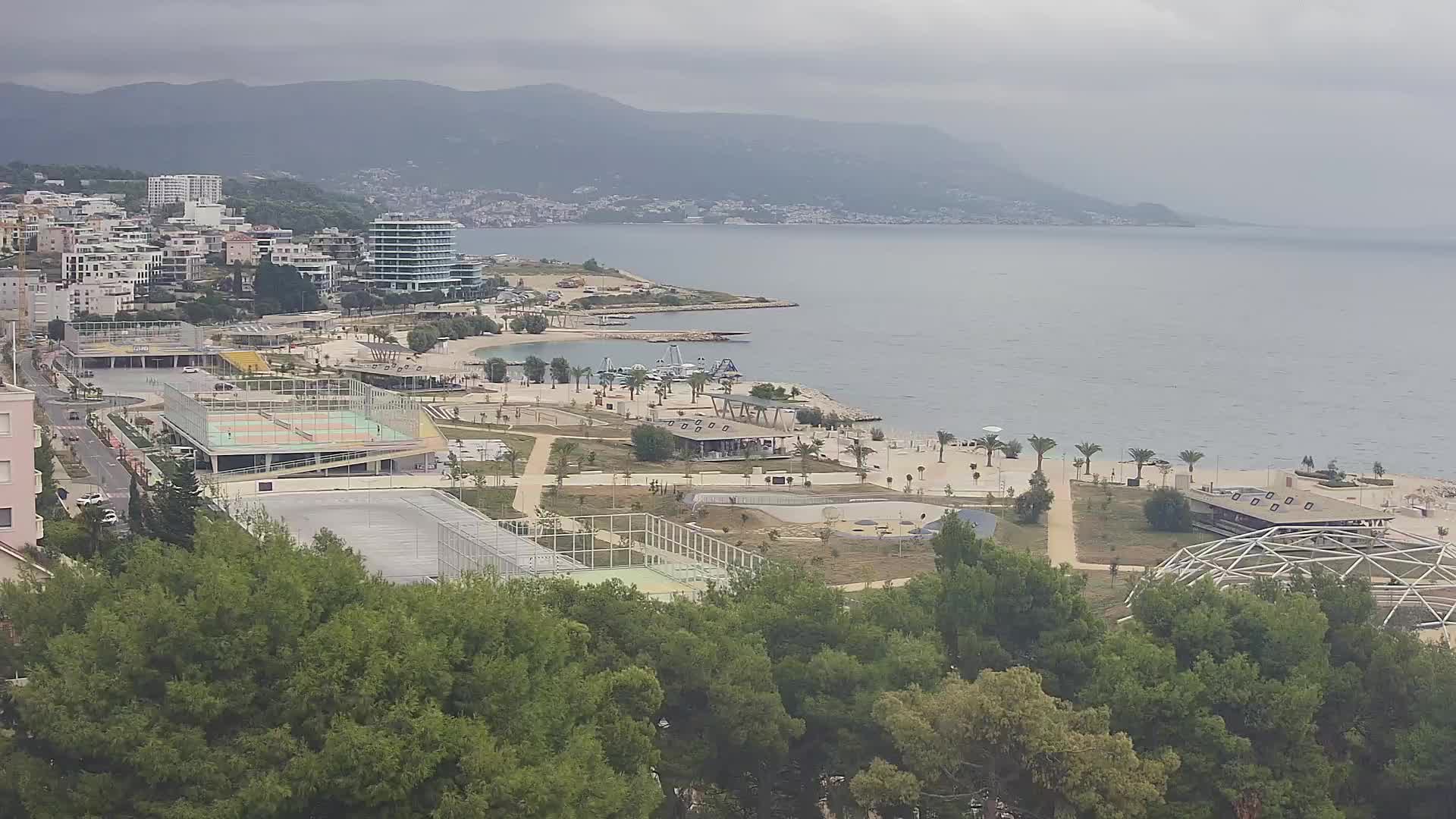 Playa Žnjan e instalaciones deportivas – Split