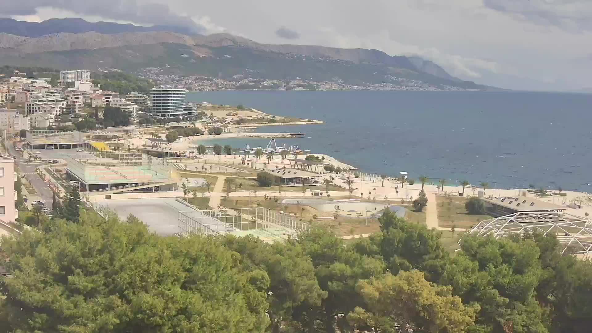 Plaža Žnjan in športni objekti – Split