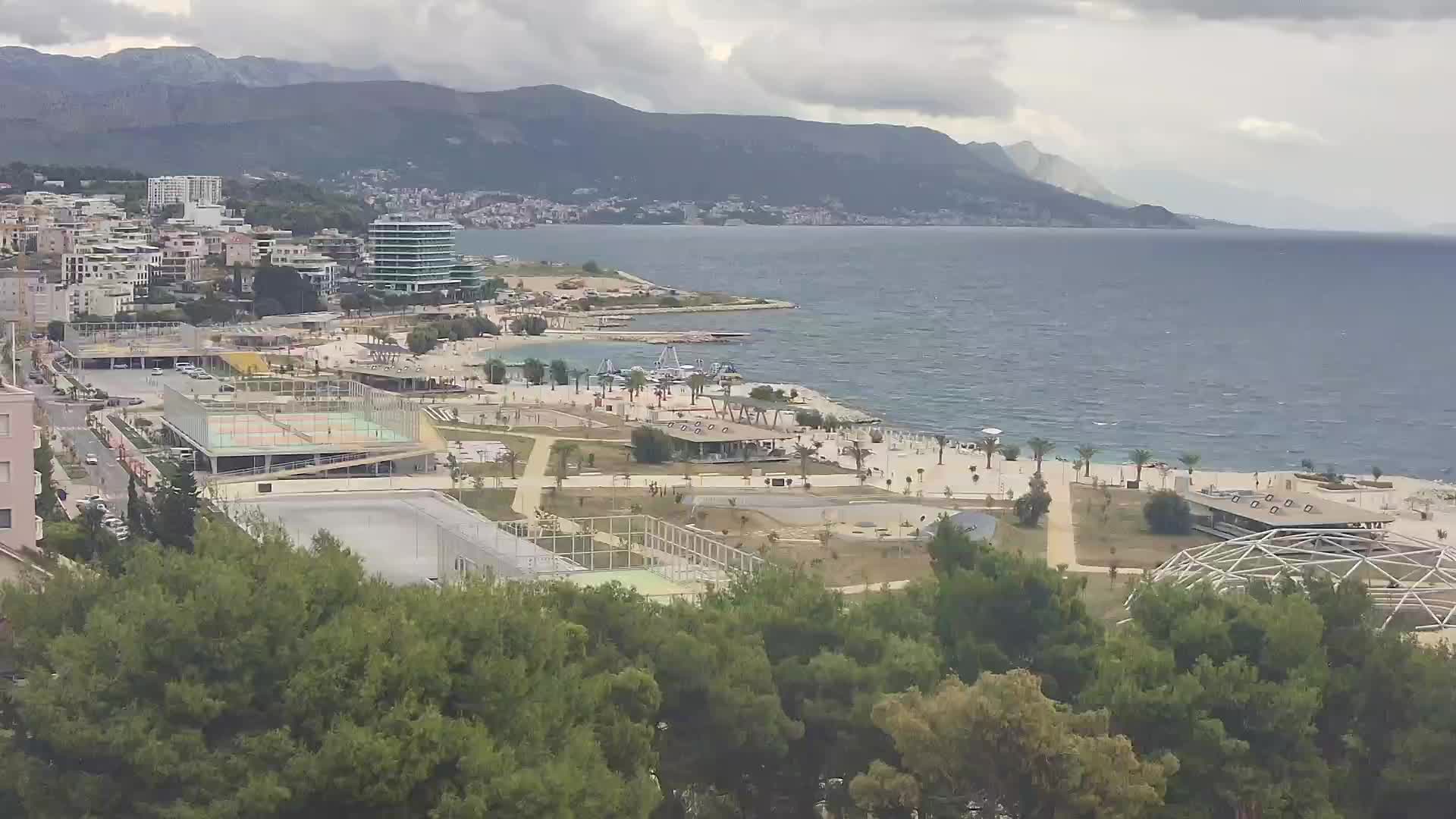 Plaža Žnjan in športni objekti – Split
