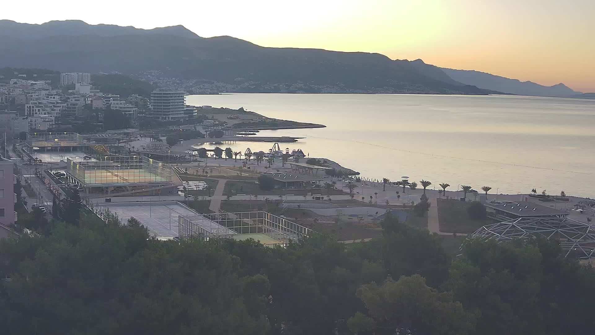 Plage Žnjan et installations sportives – Split