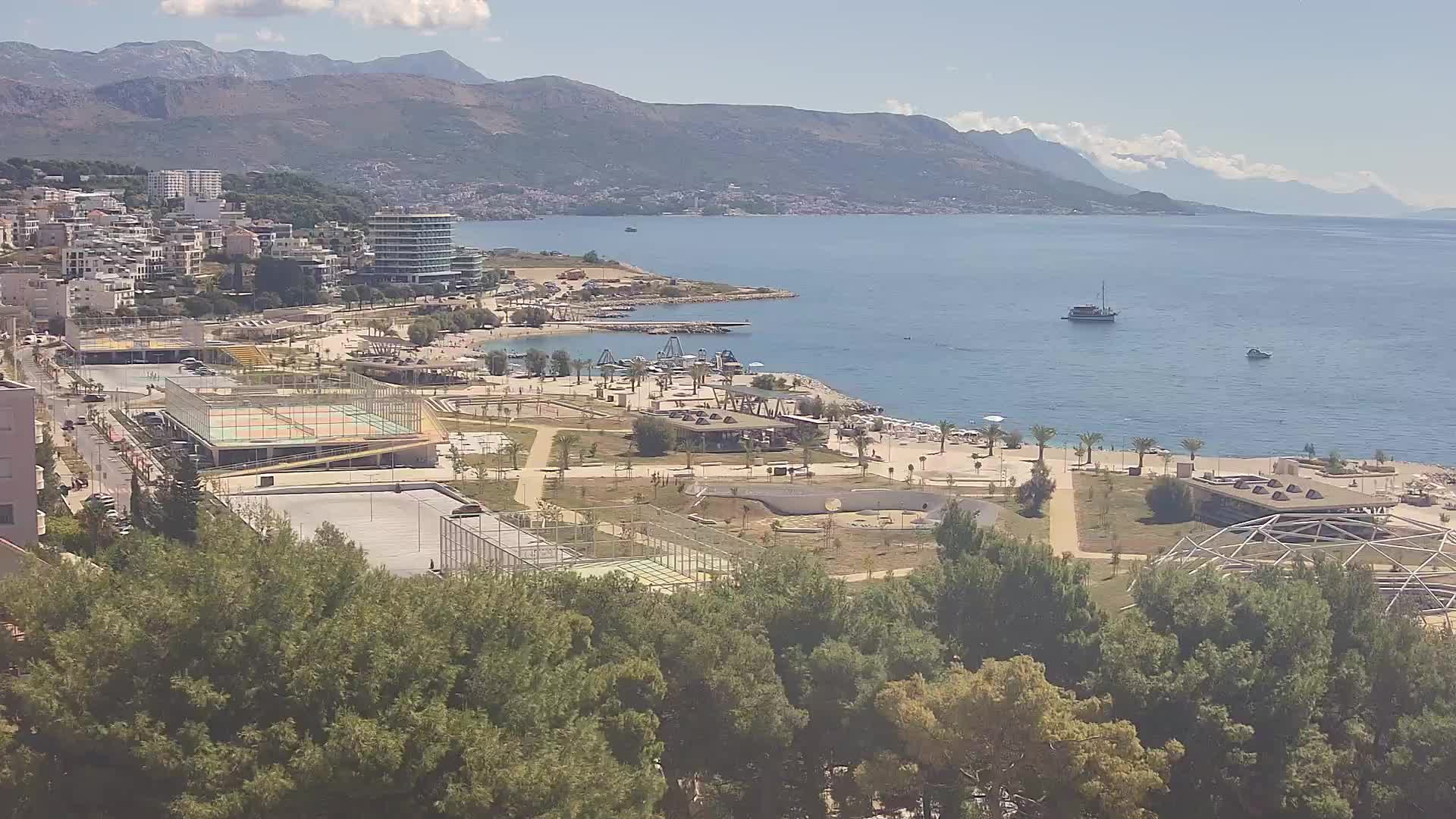 Playa Žnjan e instalaciones deportivas – Split