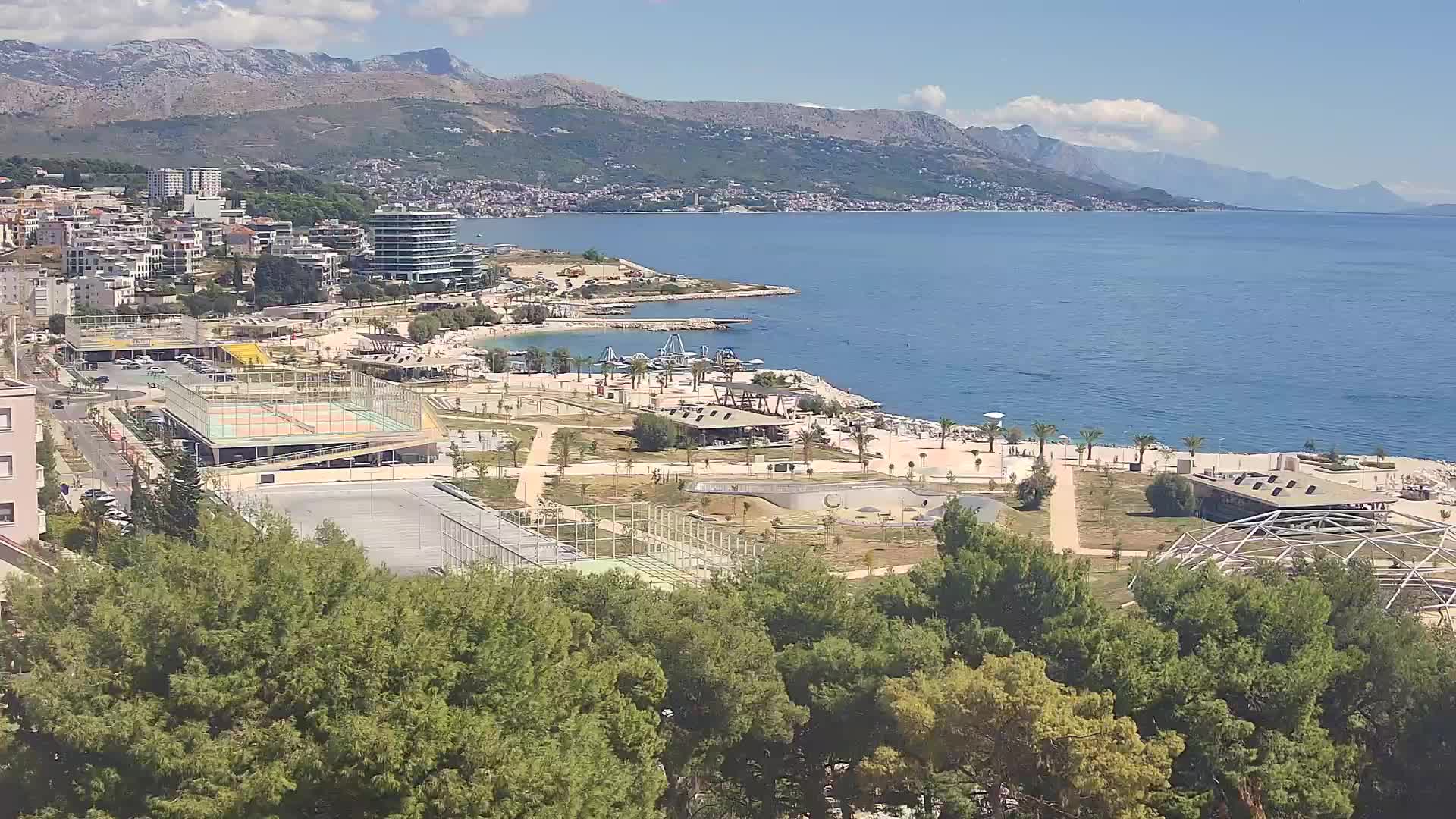 Plaža Žnjan in športni objekti – Split