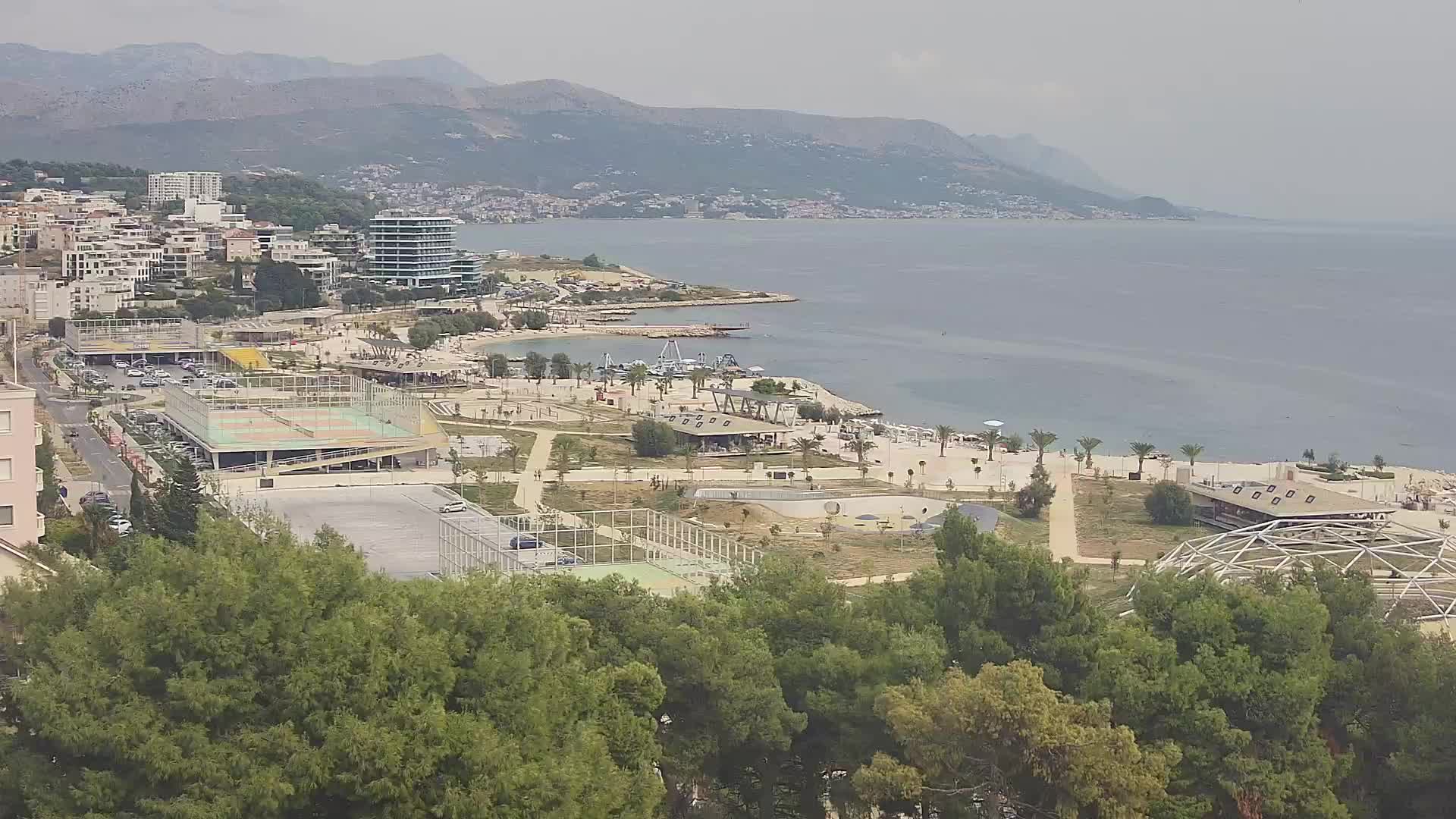 Plaža Žnjan in športni objekti – Split