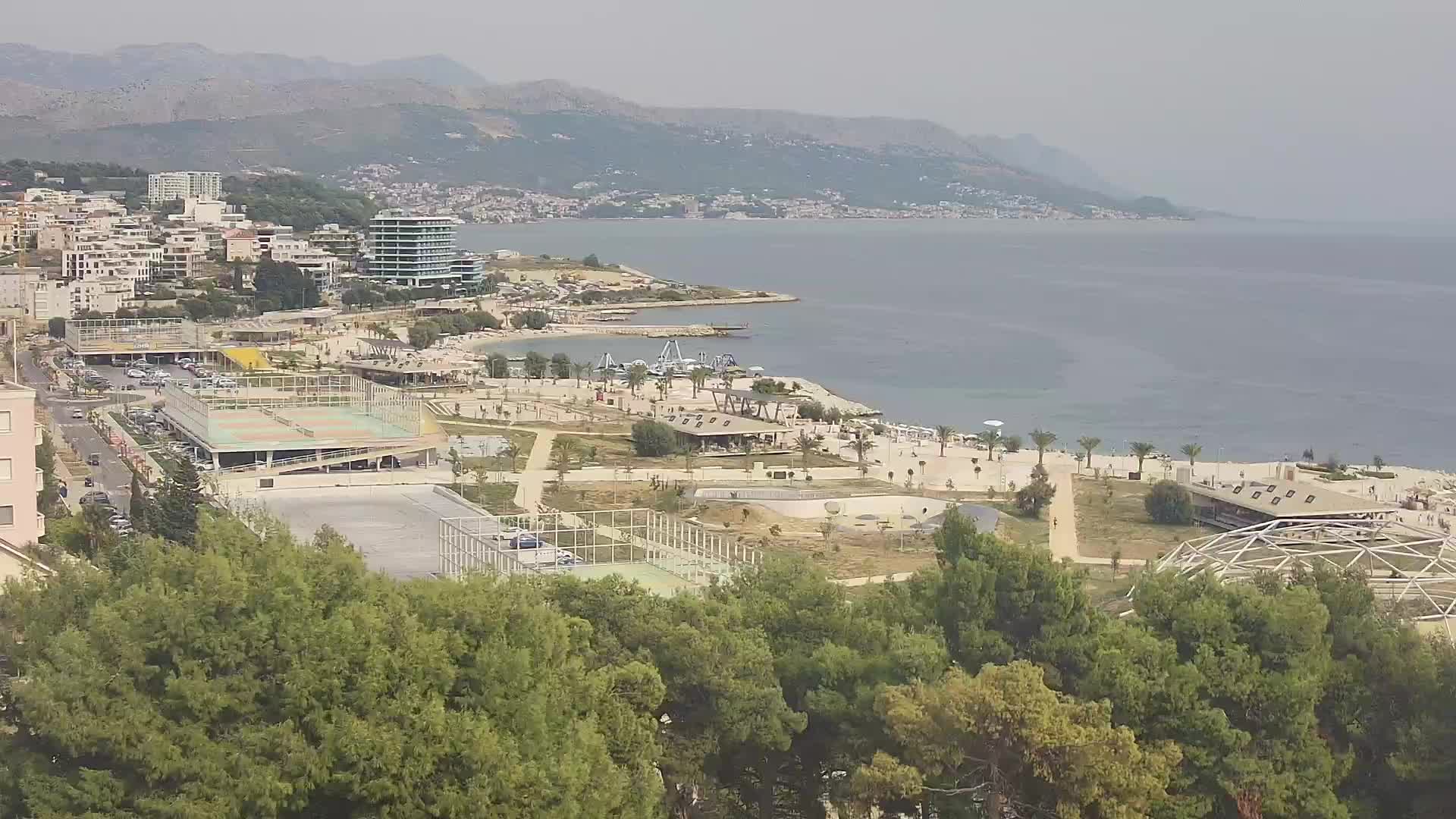 Plaža Žnjan in športni objekti – Split