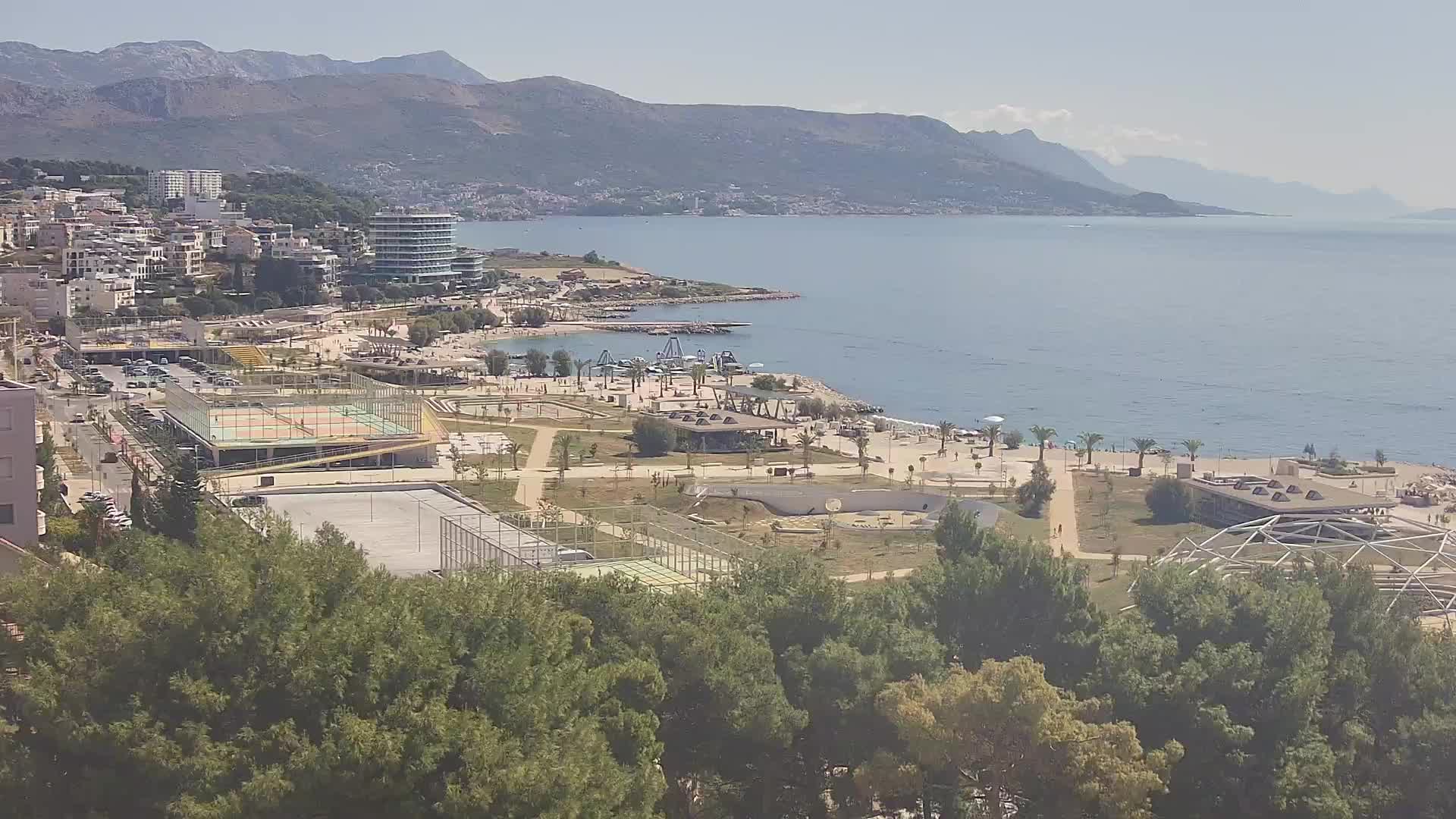 Plaža Žnjan in športni objekti – Split