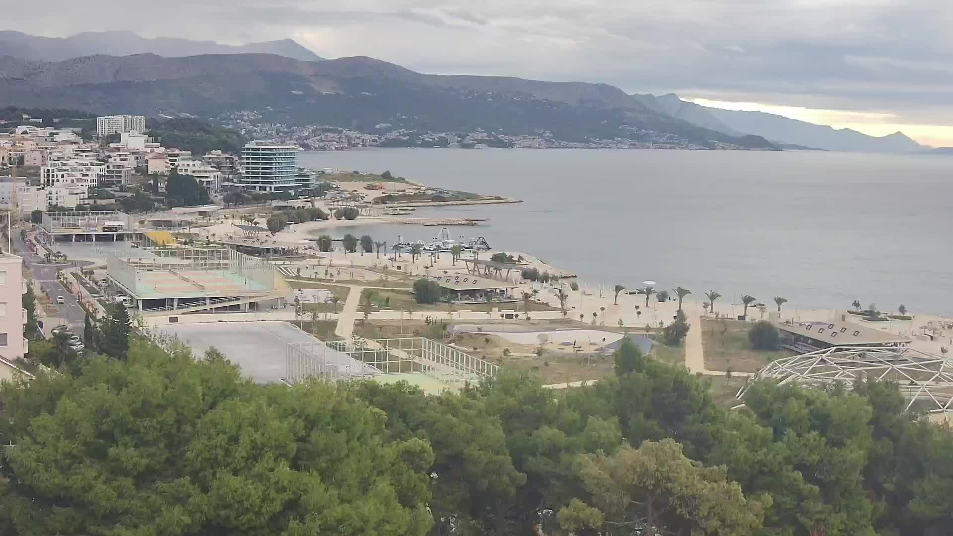Plaža Žnjan in športni objekti – Split