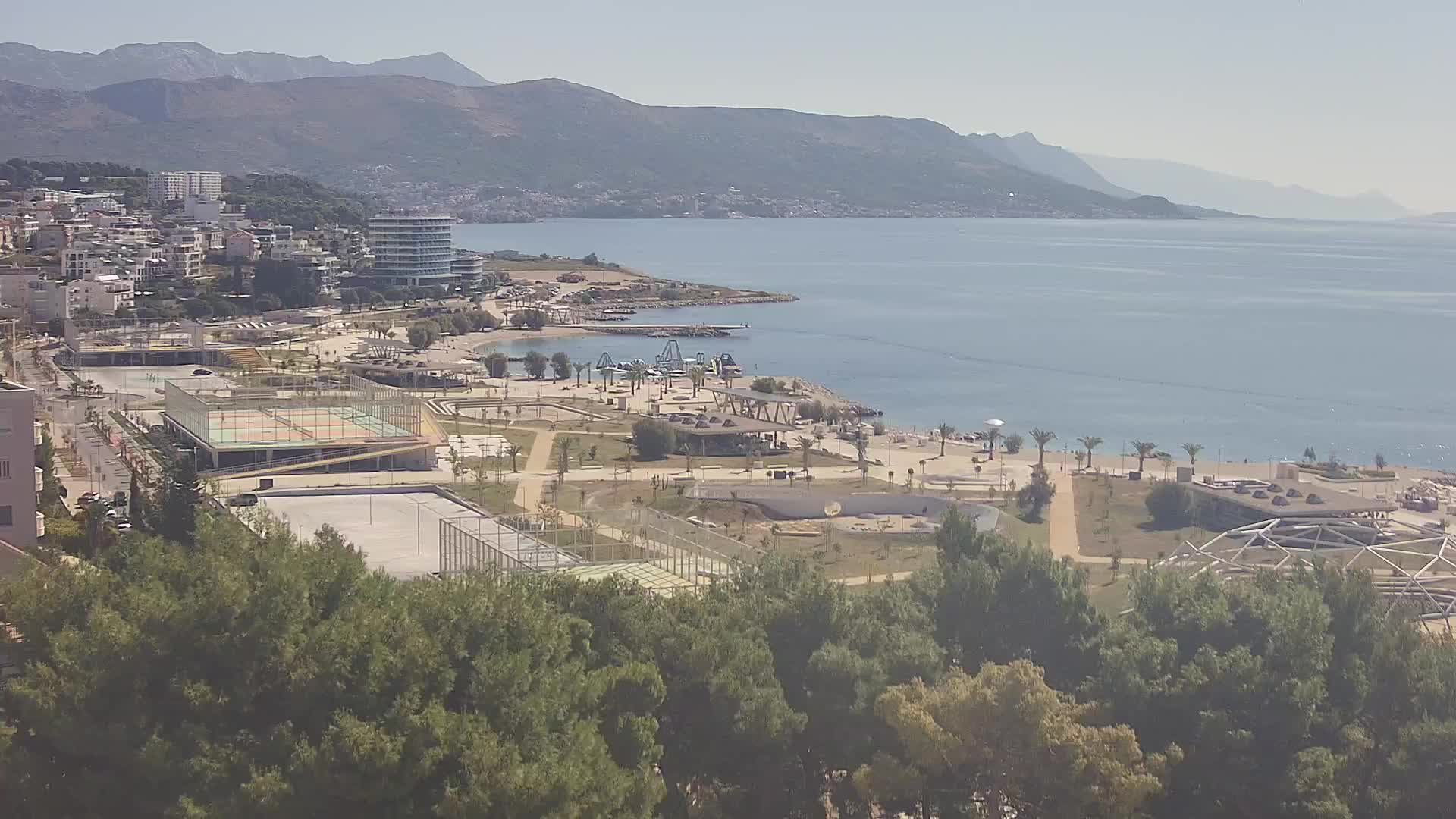 Plaža Žnjan in športni objekti – Split