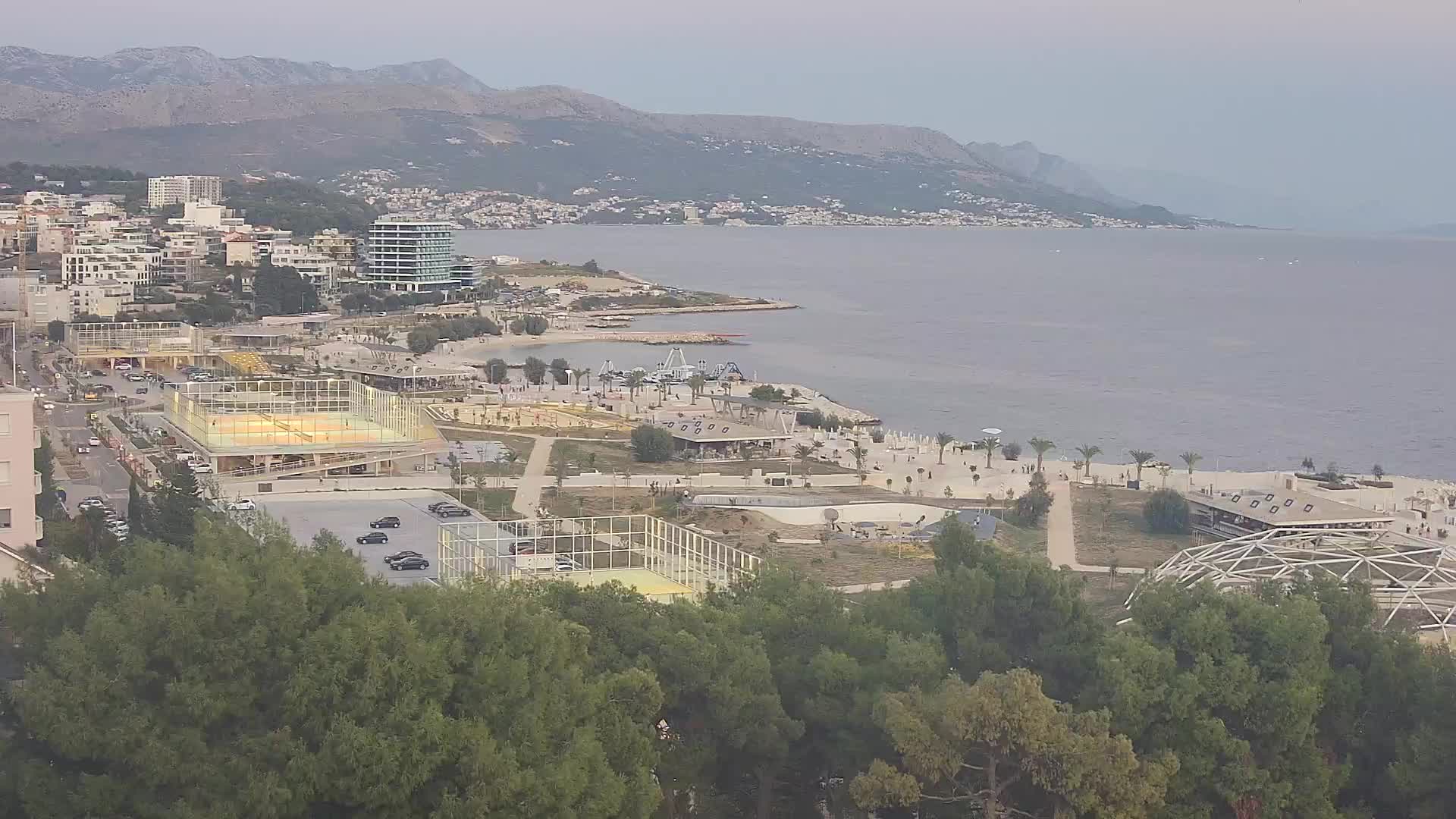 Plaža Žnjan in športni objekti – Split