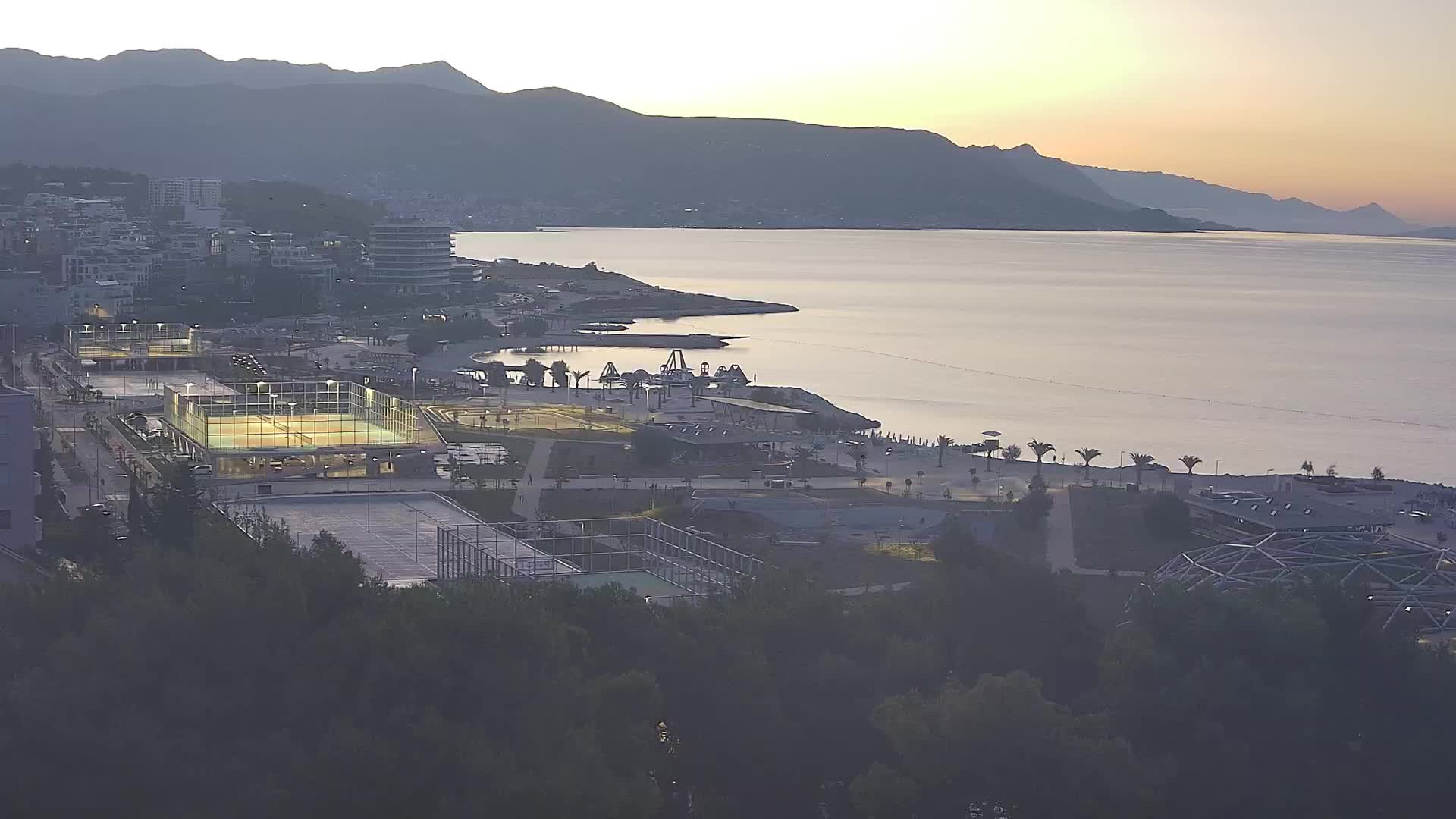 Plage Žnjan et installations sportives – Split