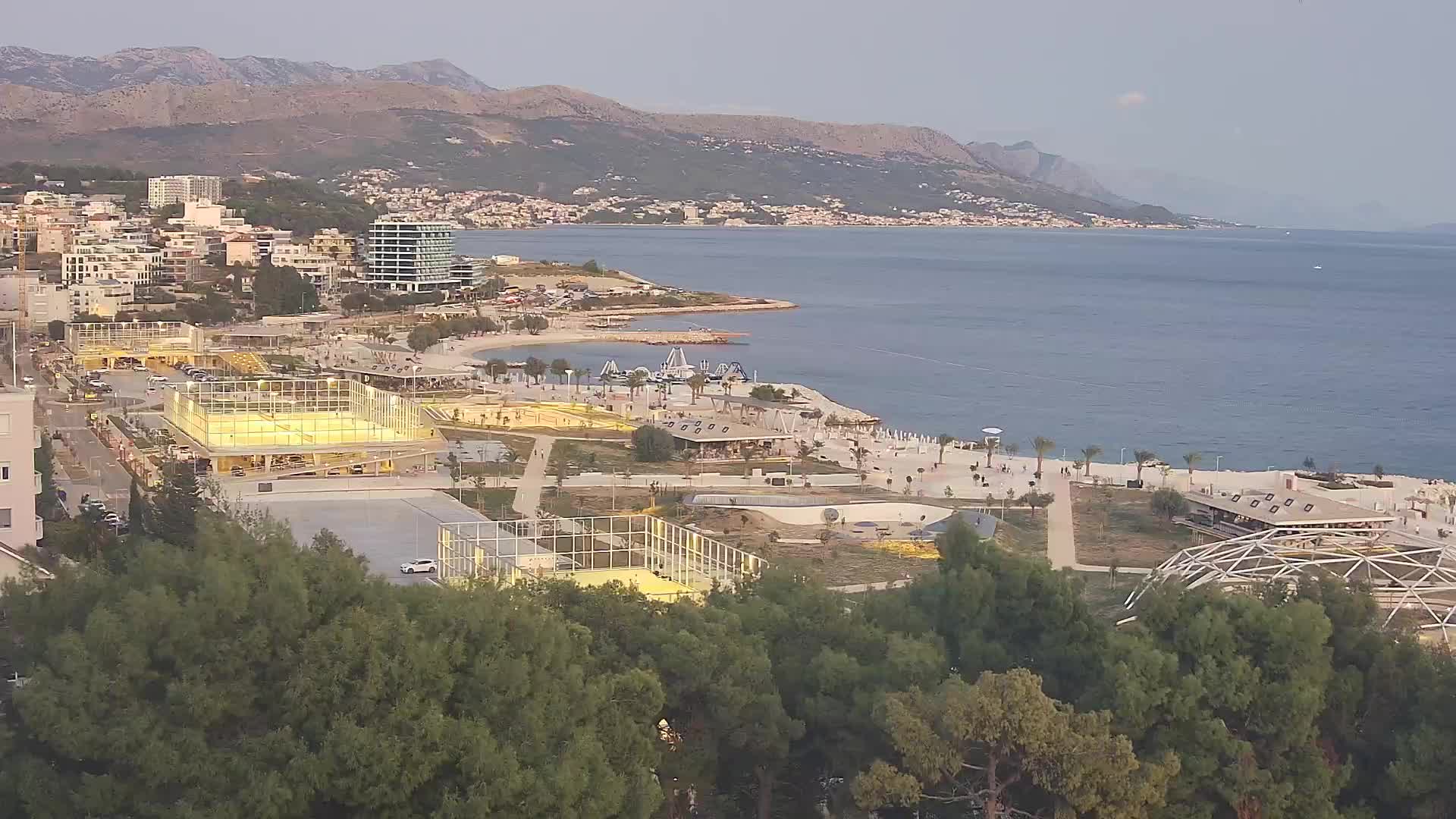 Plaža Žnjan in športni objekti – Split