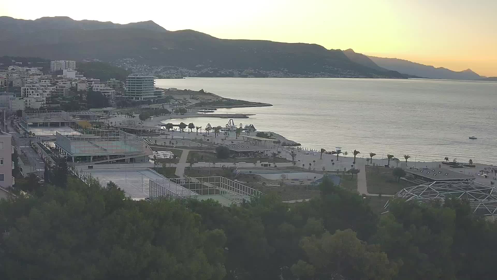 Playa Žnjan e instalaciones deportivas – Split