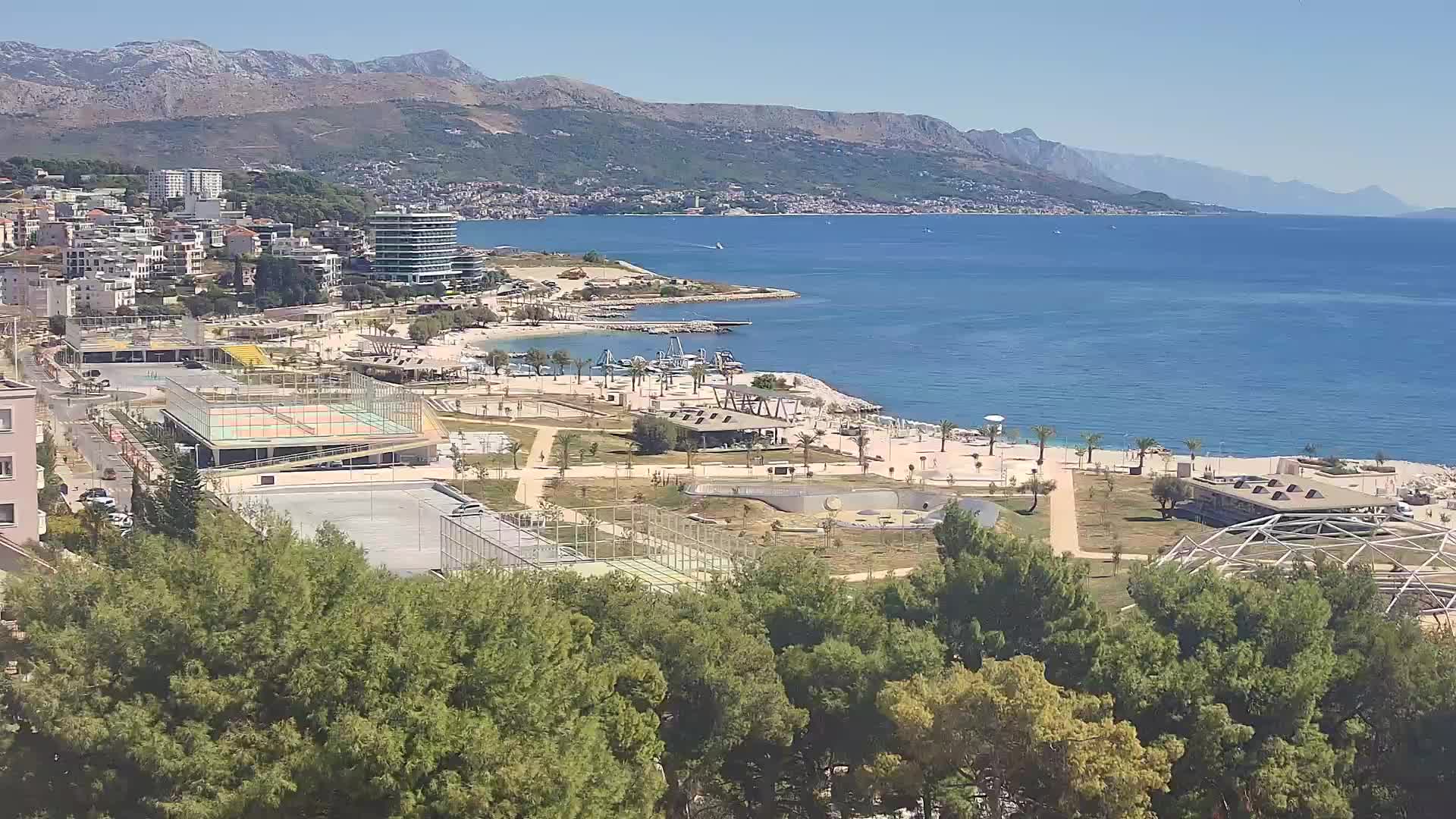Plaža Žnjan in športni objekti – Split