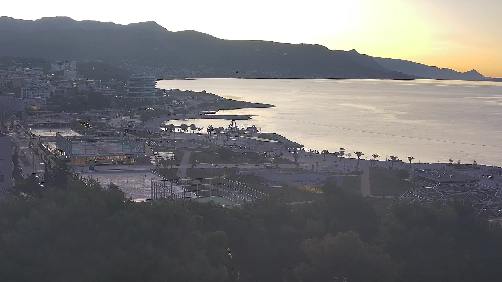 Plage Žnjan et installations sportives – Split