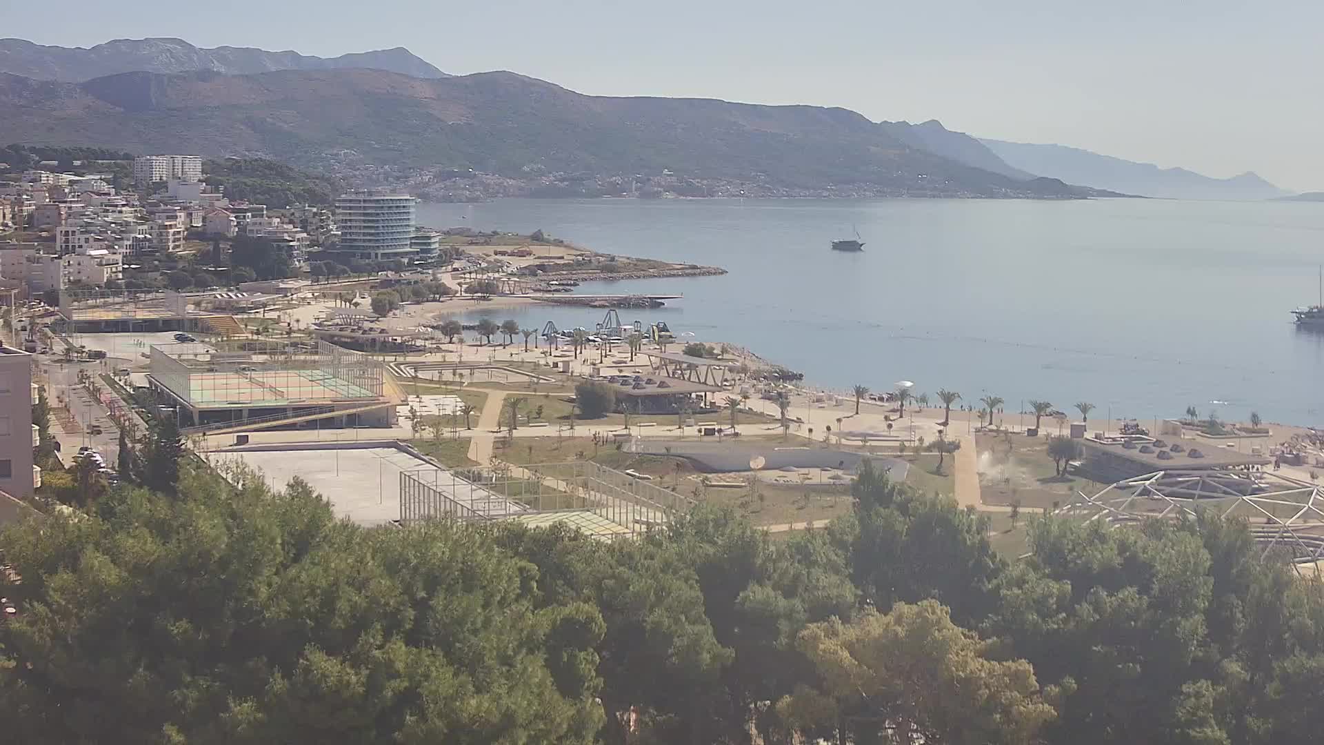 Plaža Žnjan in športni objekti – Split