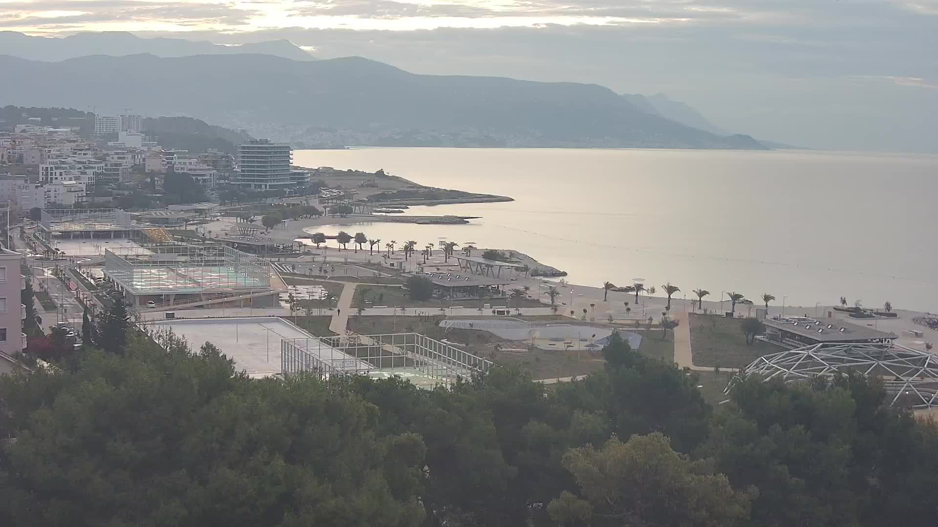 Plaža Žnjan in športni objekti – Split
