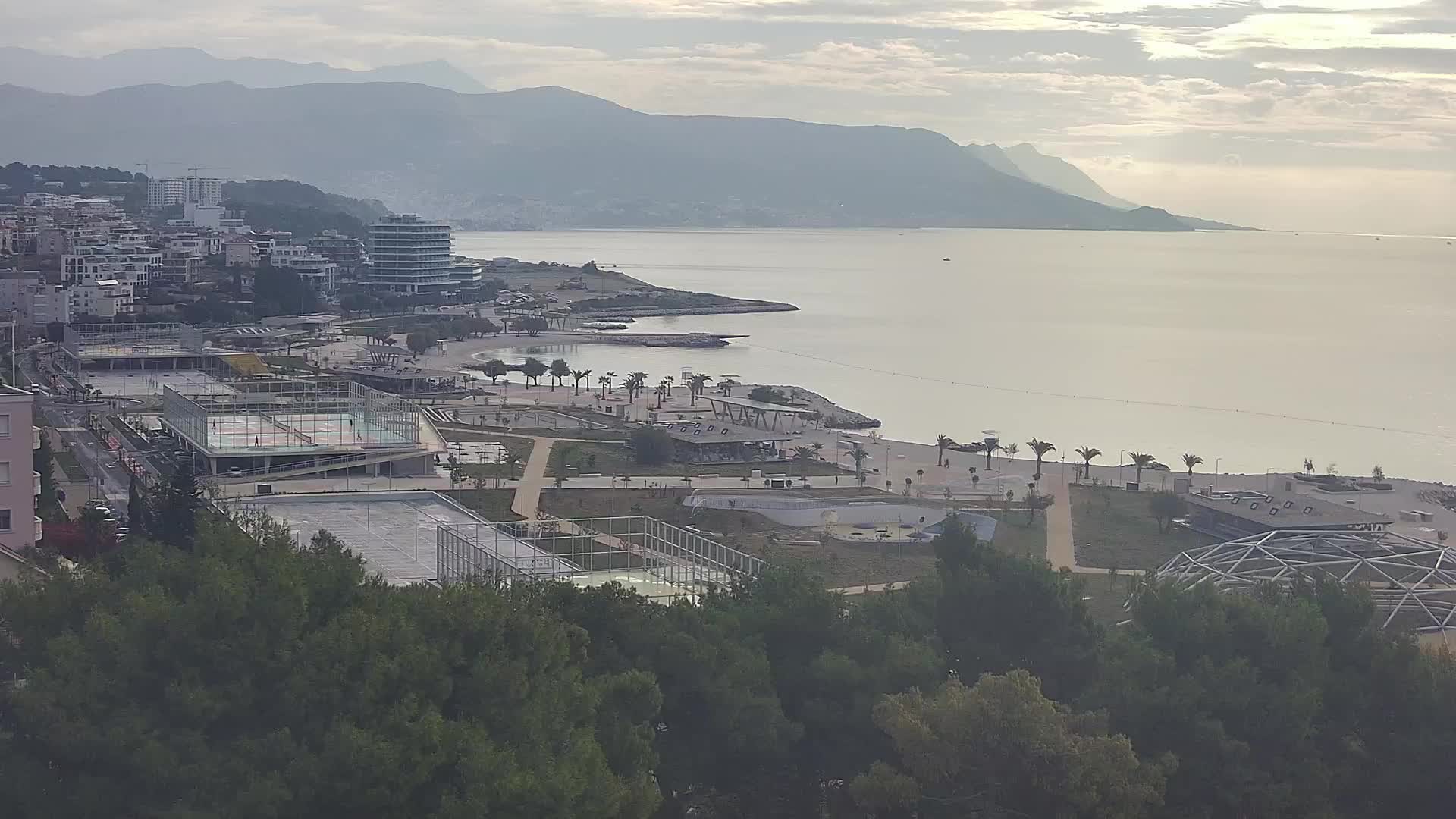 Plage Žnjan et installations sportives – Split