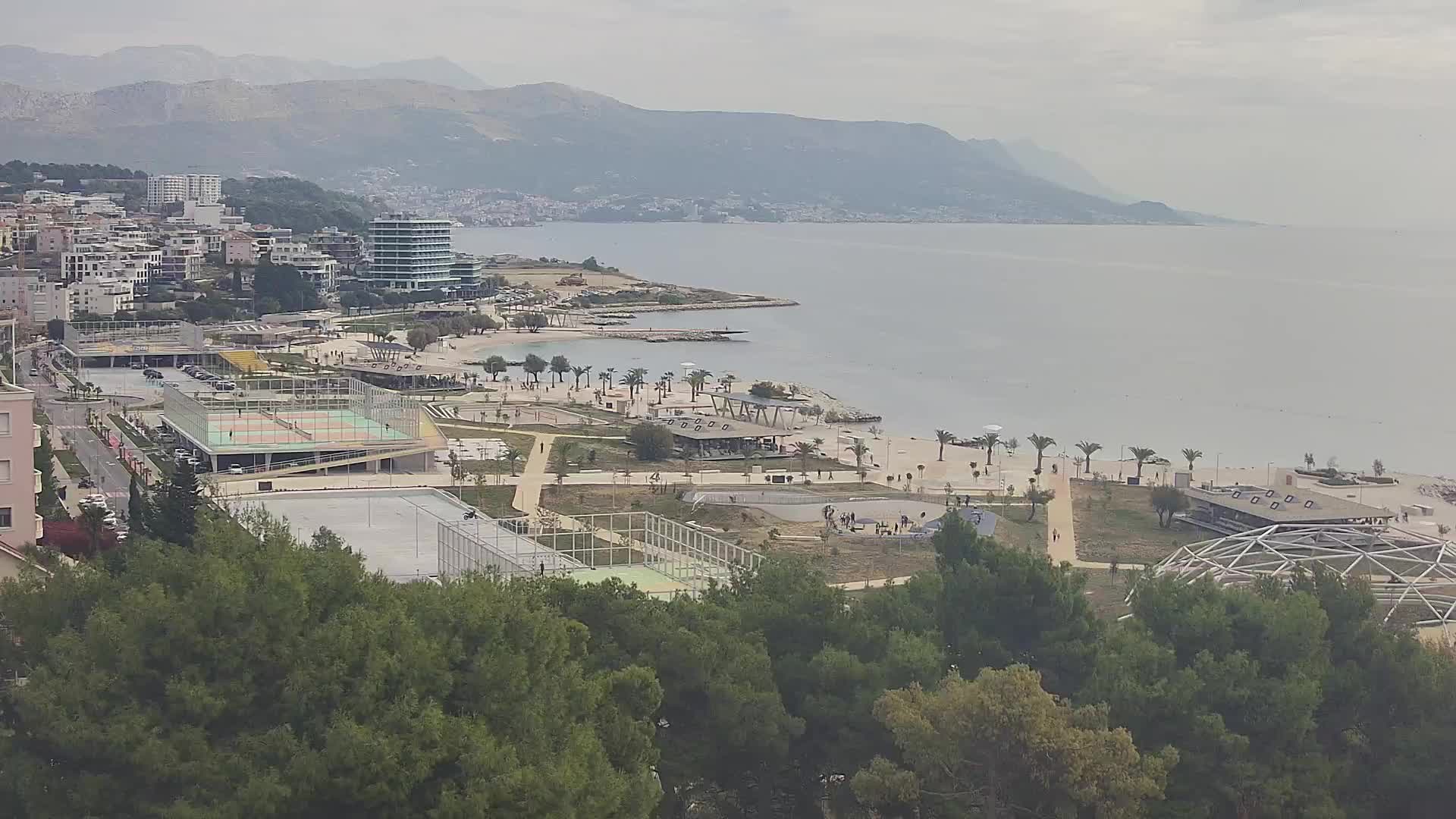 Plage Žnjan et installations sportives – Split