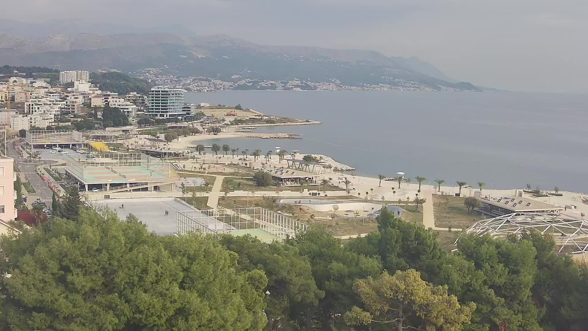 Plaža Žnjan in športni objekti – Split