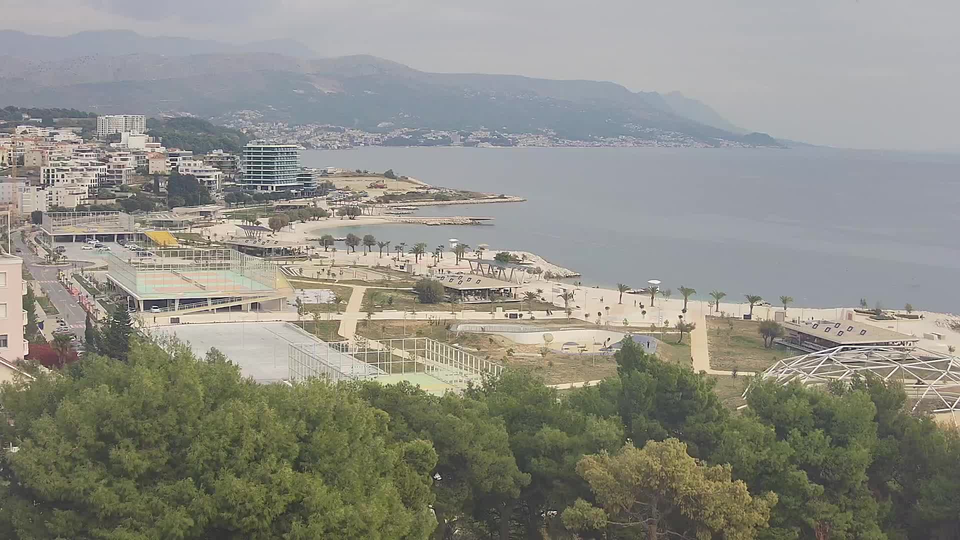 Plaža Žnjan in športni objekti – Split