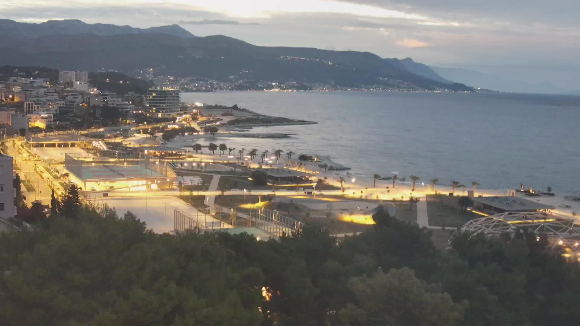 Plaža Žnjan in športni objekti – Split