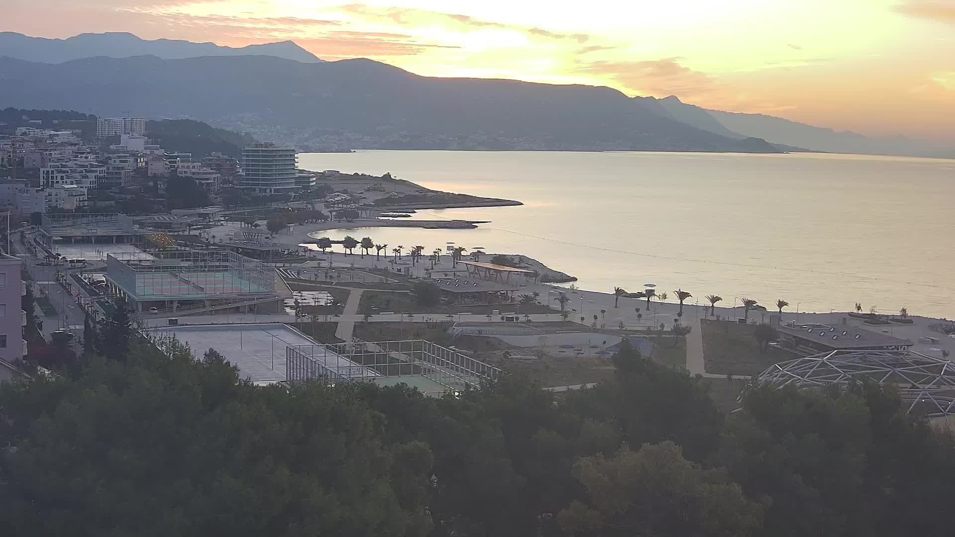 Playa Žnjan e instalaciones deportivas – Split