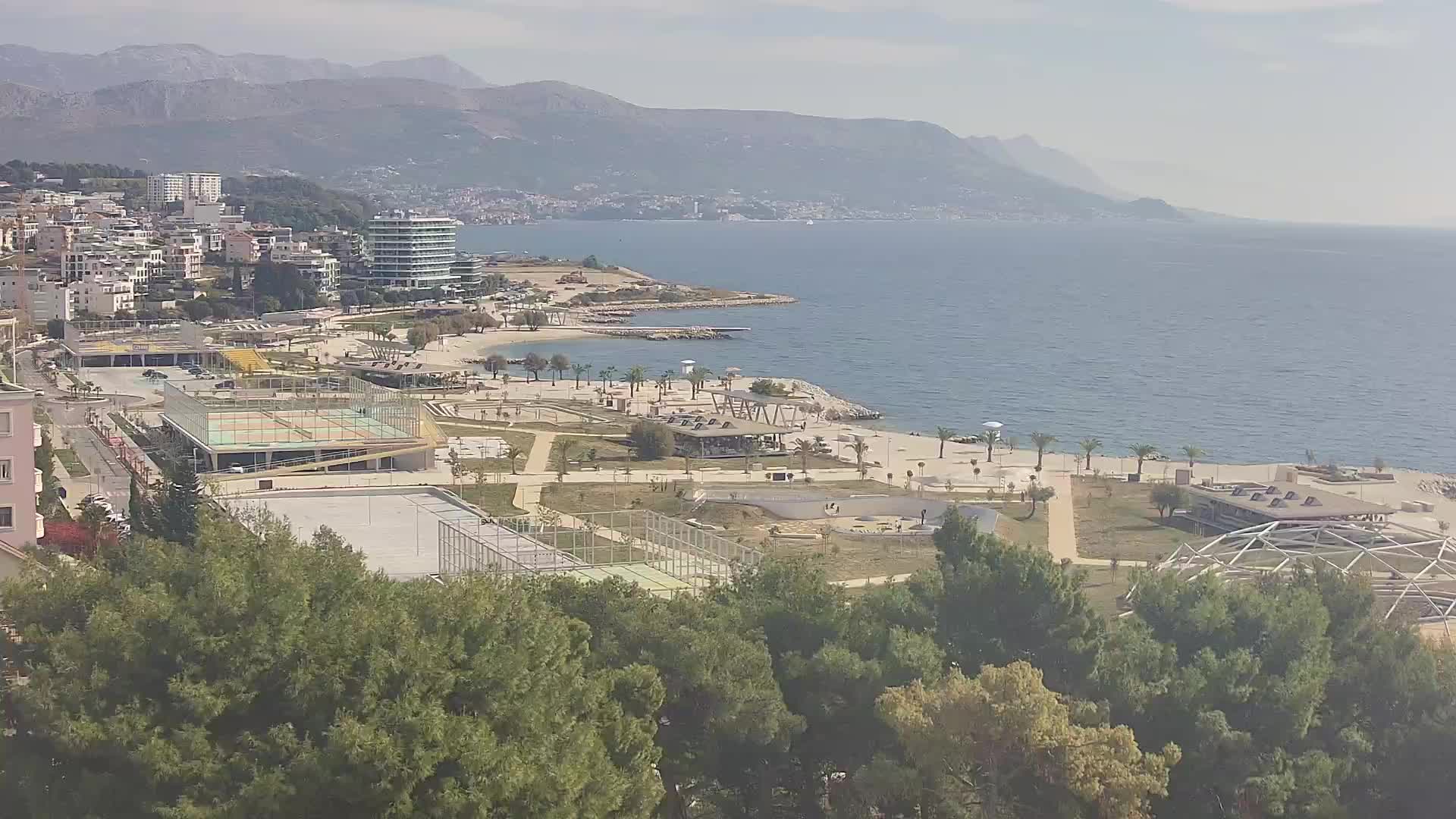 Plaža Žnjan in športni objekti – Split