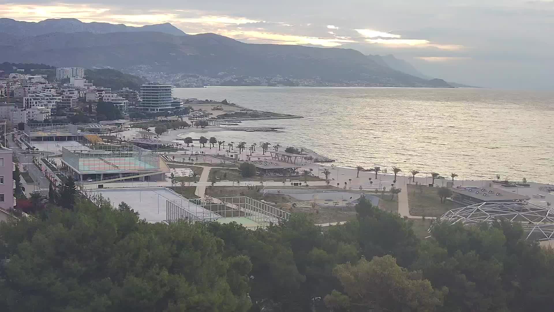 Playa Žnjan e instalaciones deportivas – Split