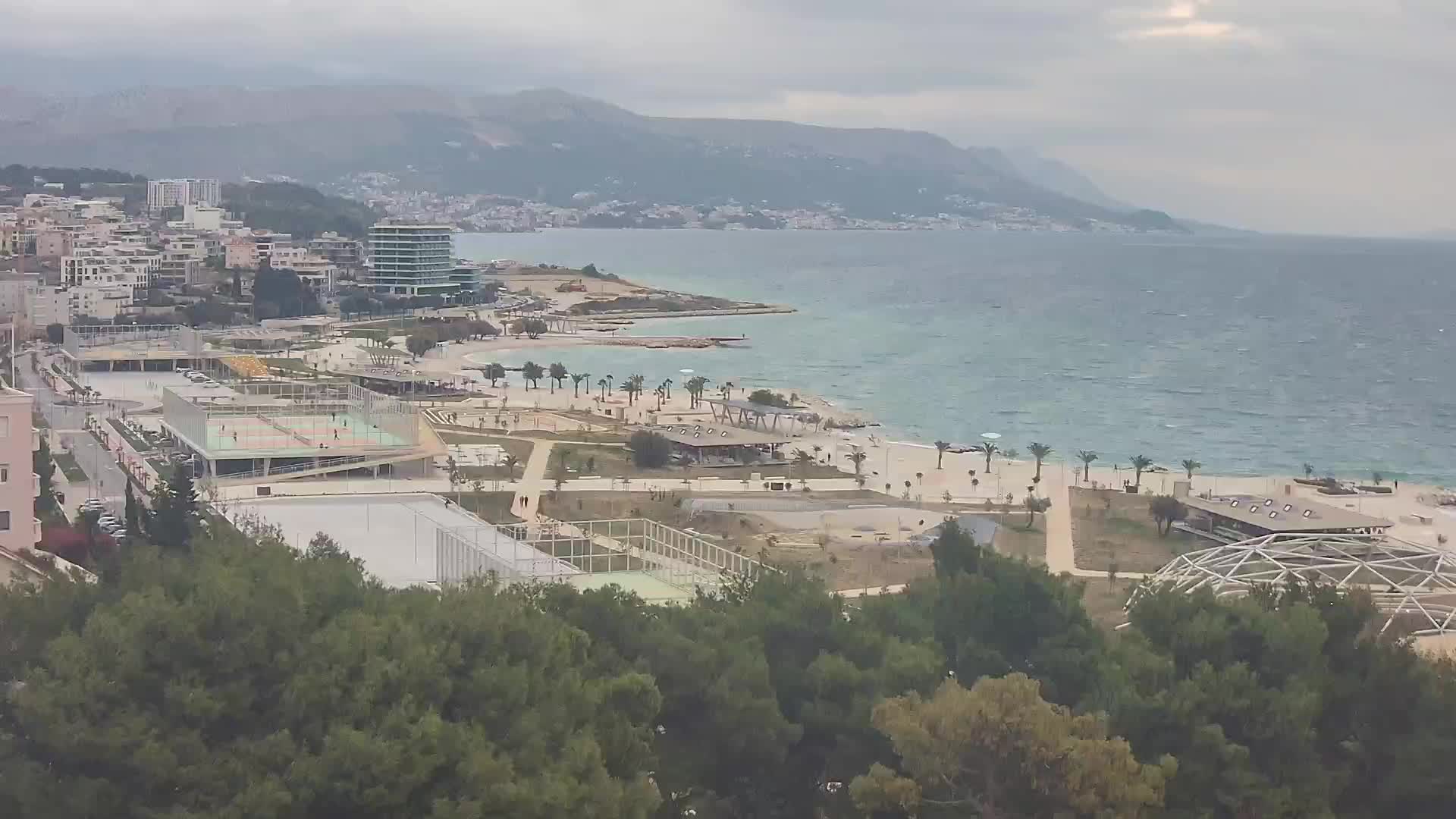 Plaža Žnjan in športni objekti – Split