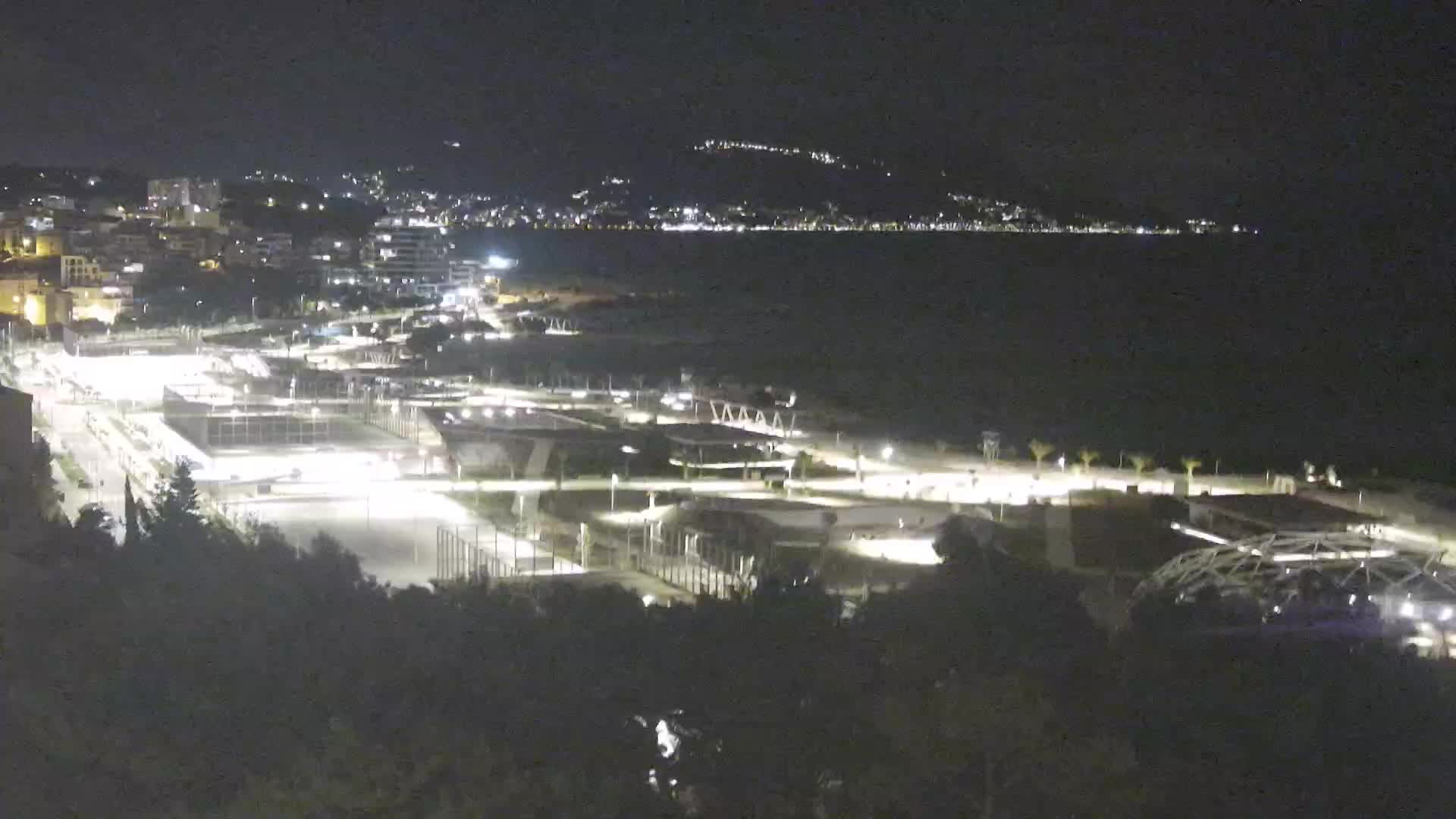 Plage Žnjan et installations sportives – Split