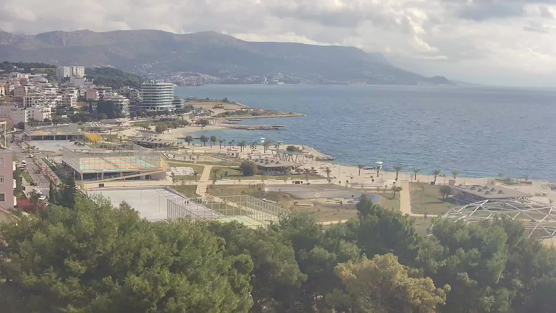 Plaža Žnjan in športni objekti – Split