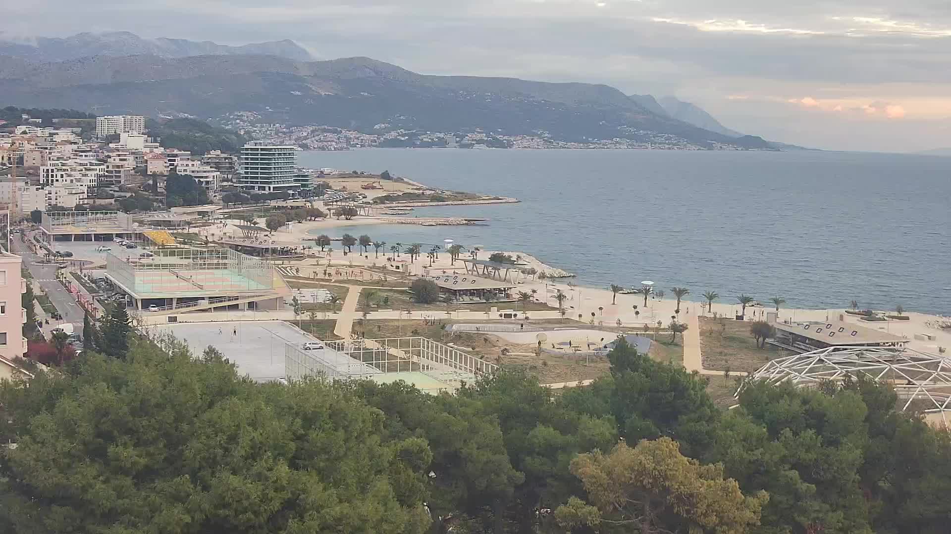 Playa Žnjan e instalaciones deportivas – Split