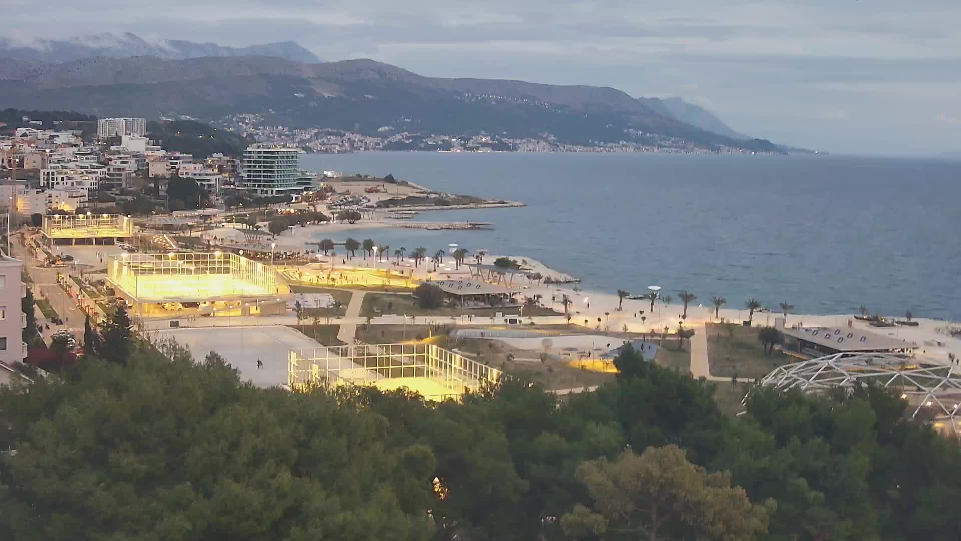 Plaža Žnjan in športni objekti – Split
