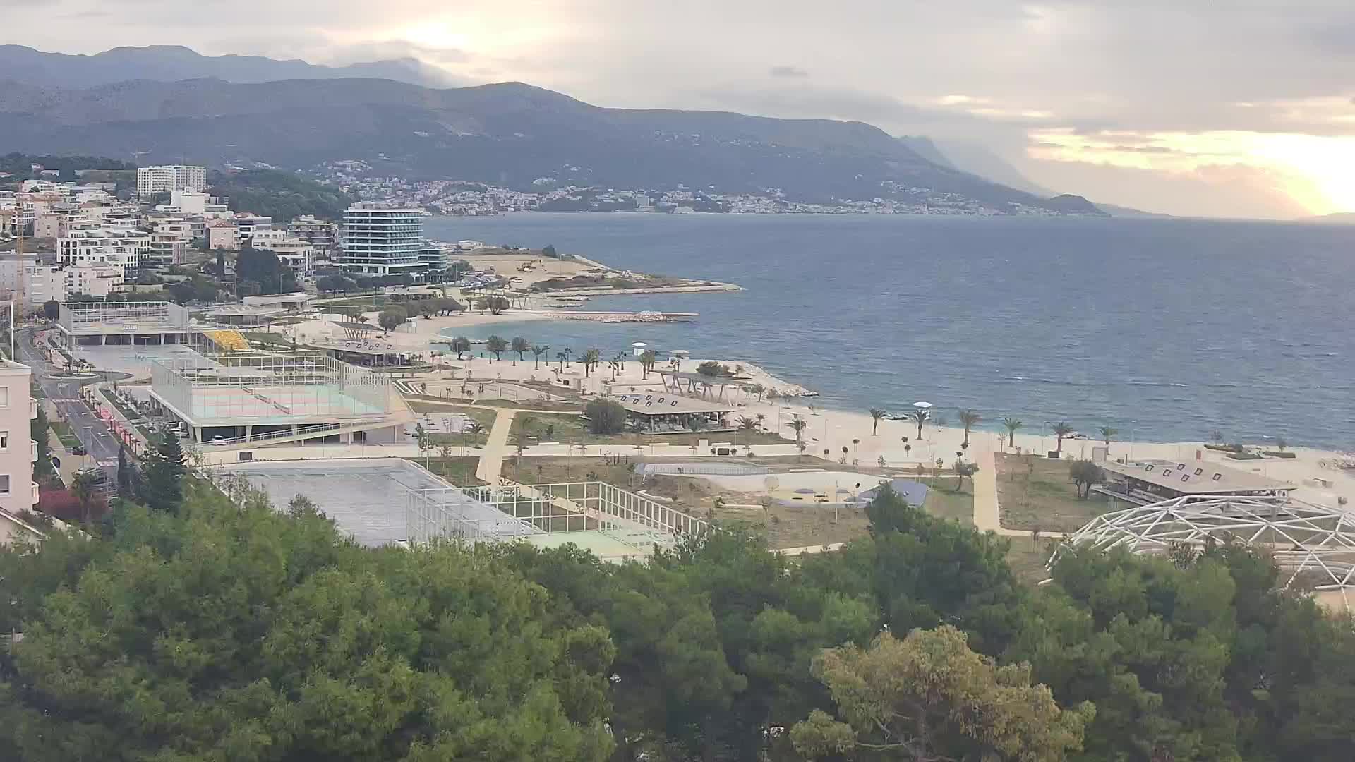 Playa Žnjan e instalaciones deportivas – Split