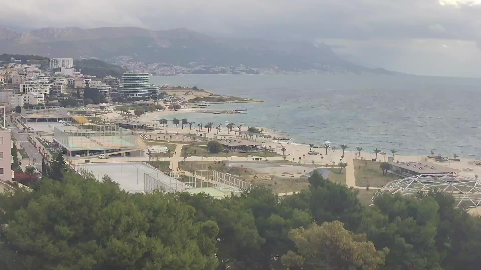 Playa Žnjan e instalaciones deportivas – Split