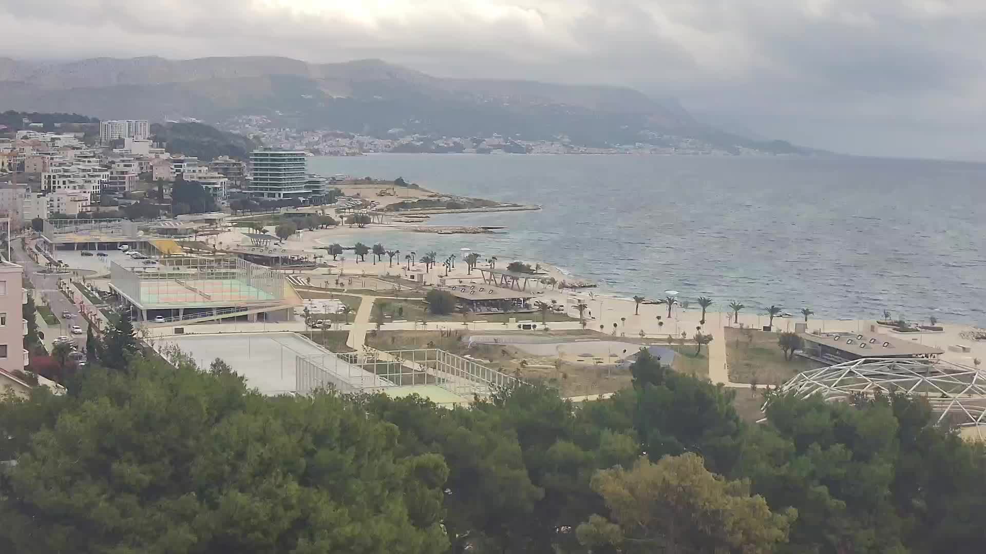 Playa Žnjan e instalaciones deportivas – Split