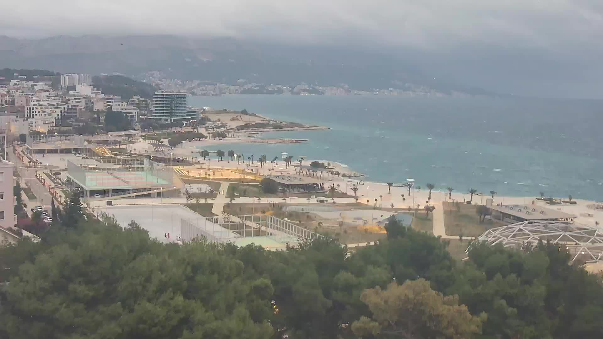 Playa Žnjan e instalaciones deportivas – Split