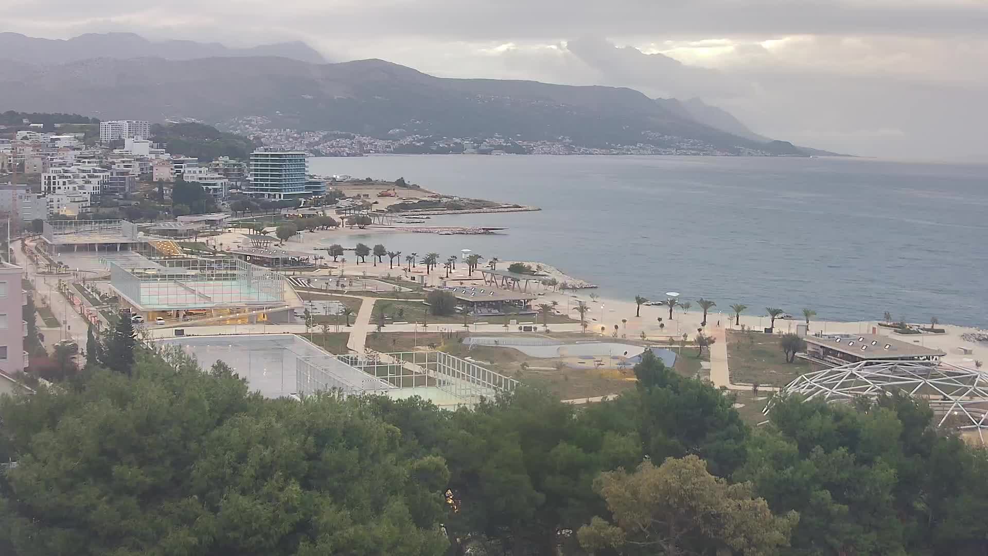 Playa Žnjan e instalaciones deportivas – Split