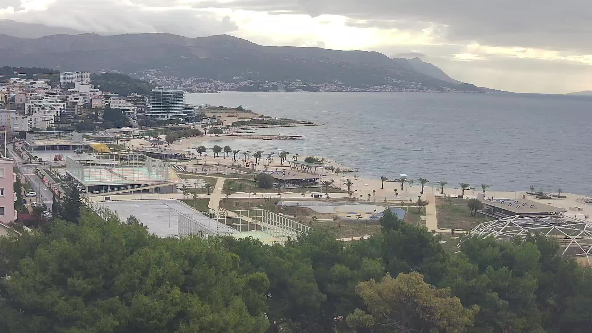 Plaža Žnjan in športni objekti – Split