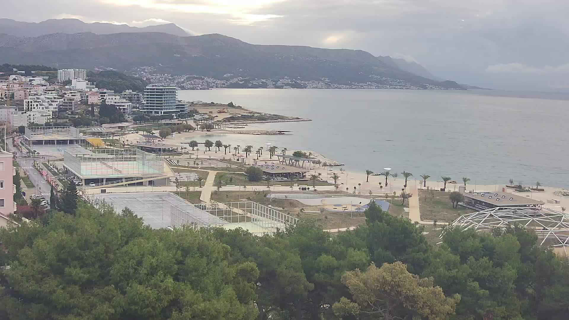 Plaža Žnjan in športni objekti – Split