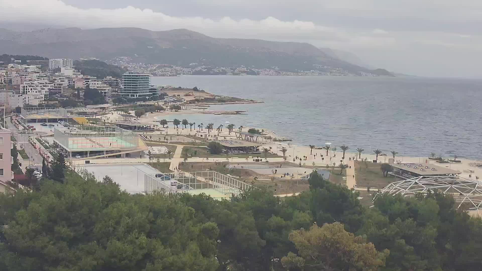 Playa Žnjan e instalaciones deportivas – Split