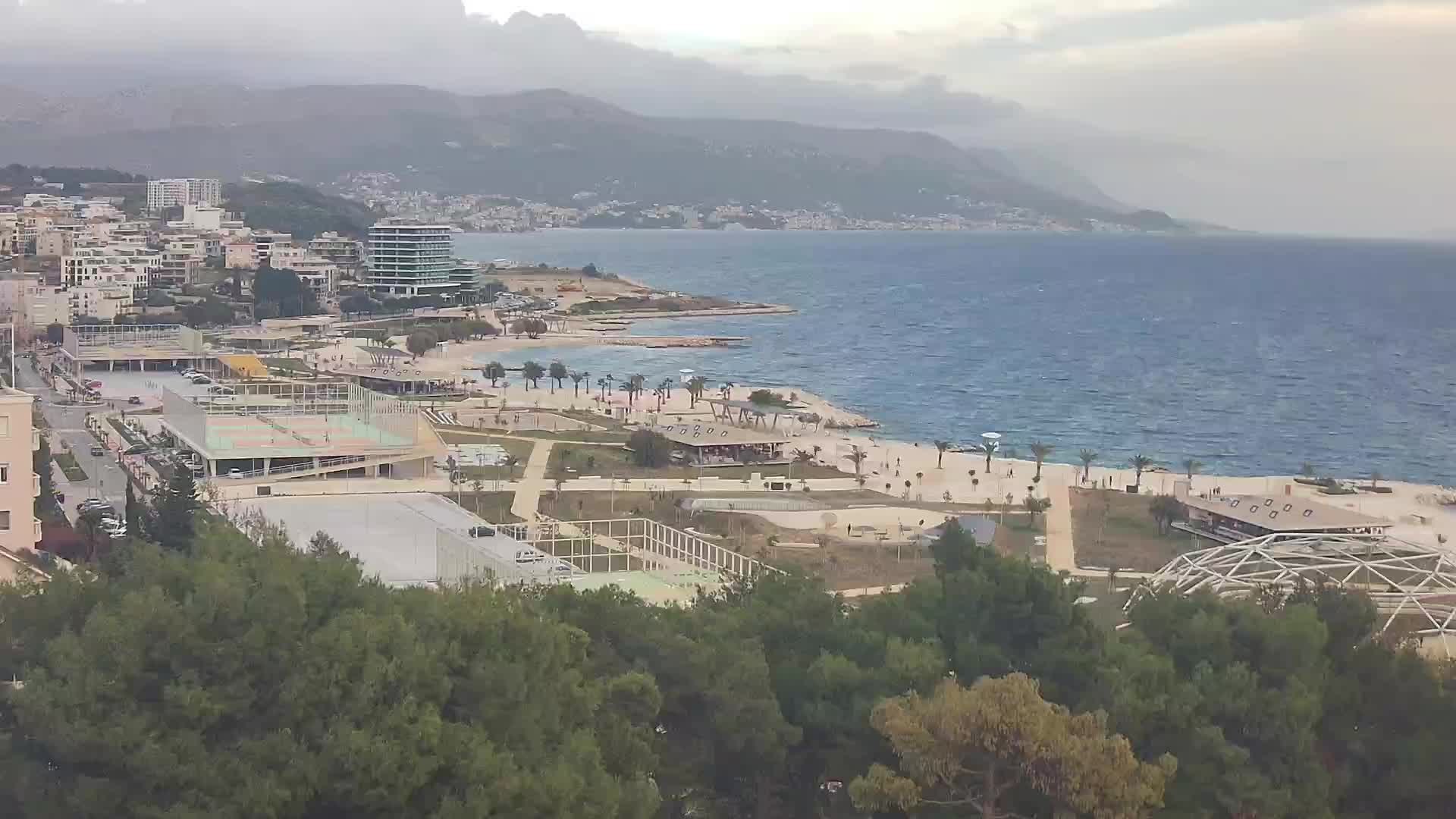 Plaža Žnjan in športni objekti – Split