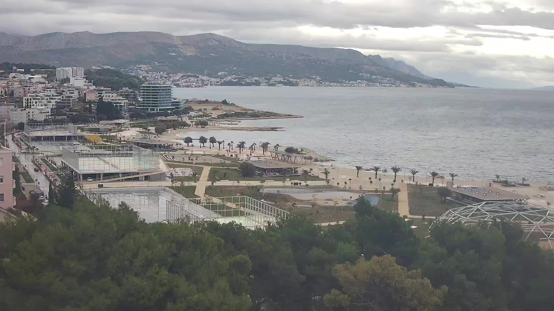 Plaža Žnjan in športni objekti – Split