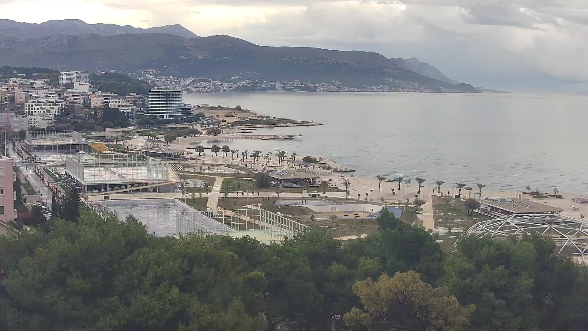 Plage Žnjan et installations sportives – Split