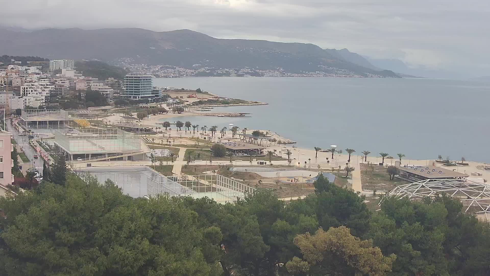 Plage Žnjan et installations sportives – Split